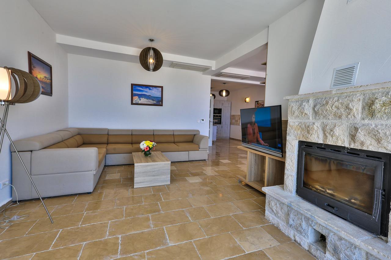 Sunny Villa Jasmine Sveti Stefan Exterior photo