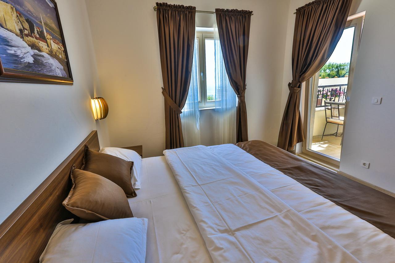 Sunny Villa Jasmine Sveti Stefan Exterior photo