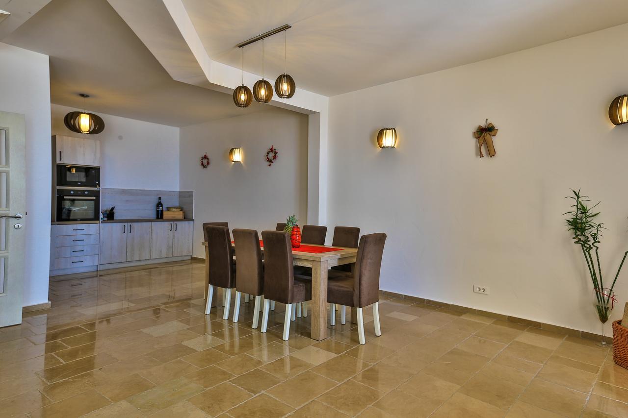 Sunny Villa Jasmine Sveti Stefan Exterior photo